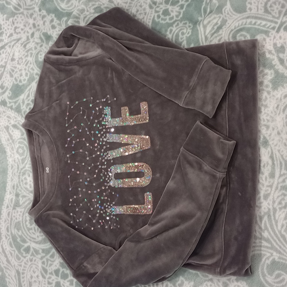 Long sleeve sweater